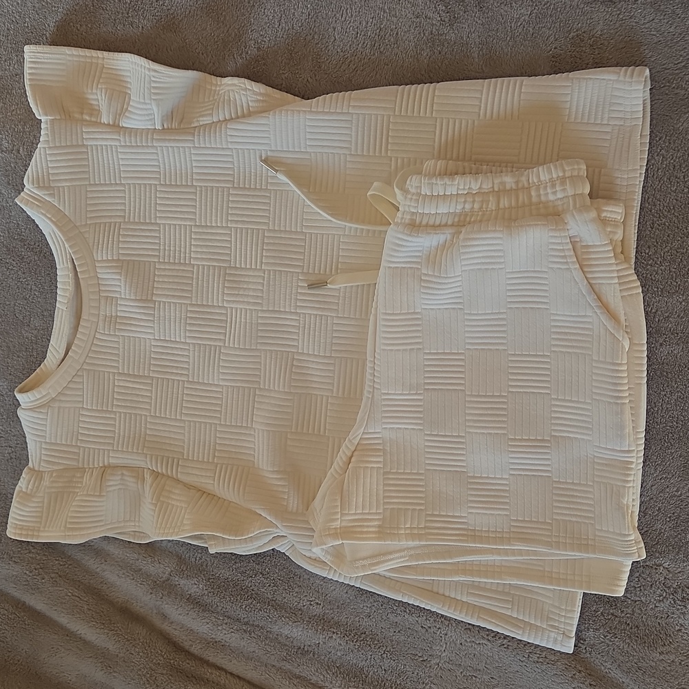 Ivory Ruffle Sleeve Top and Bottom Set Medium